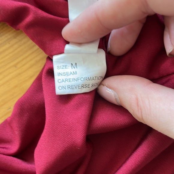 Cutout Tanktop - Picture 5 of 5